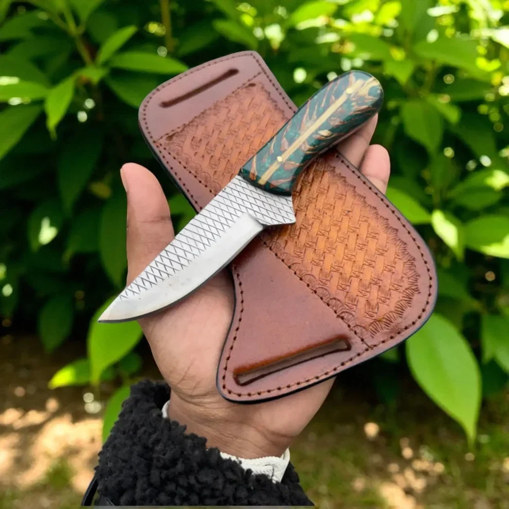 The Falcon Talon – Handcrafted Rasp Steel Belt Knife with Pine Cone Resin Handle
